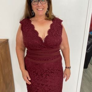 Used Burgundy Lace Cocktail Dress